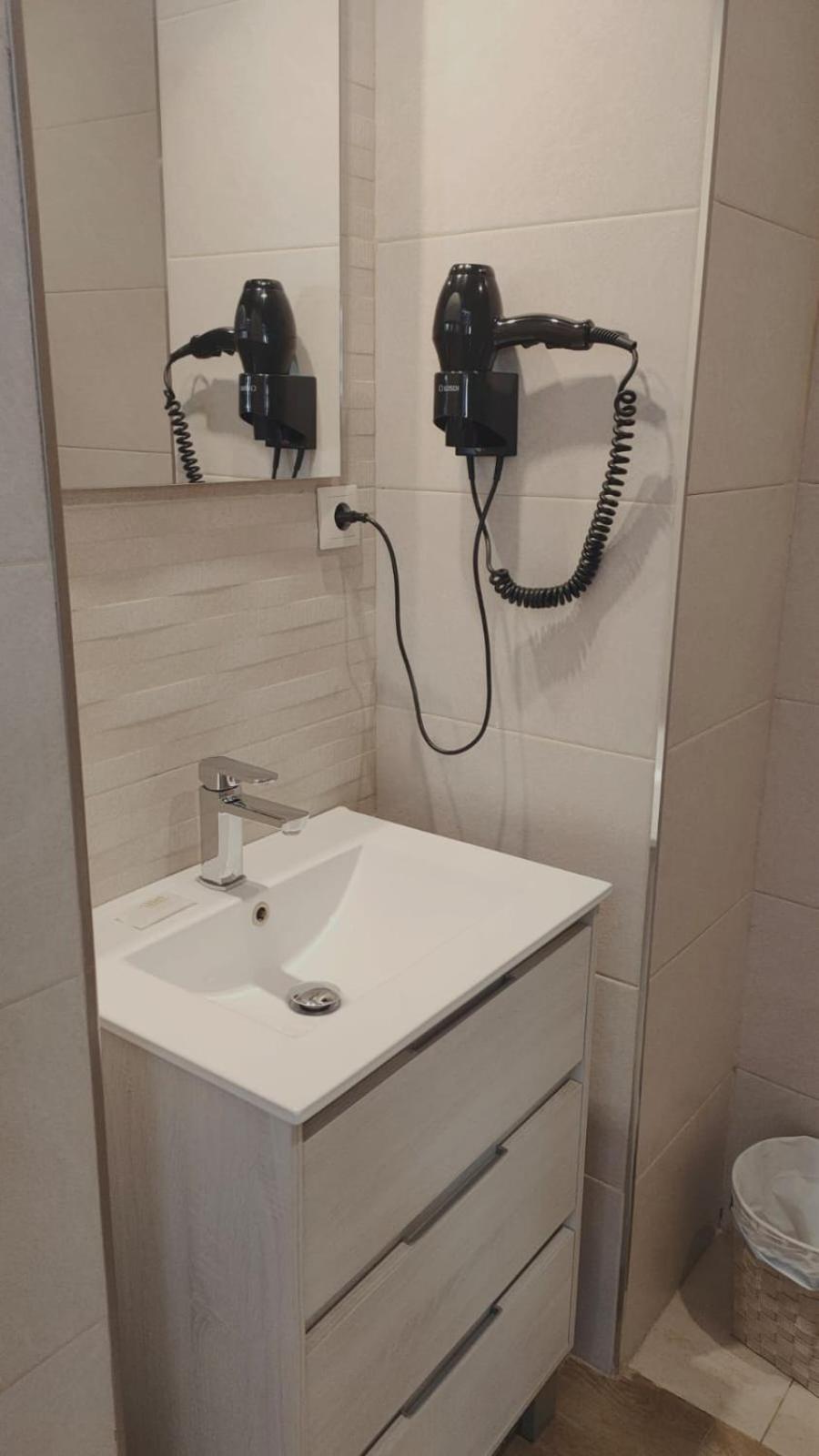 Hostal Poeta Machado Baeza Buitenkant foto